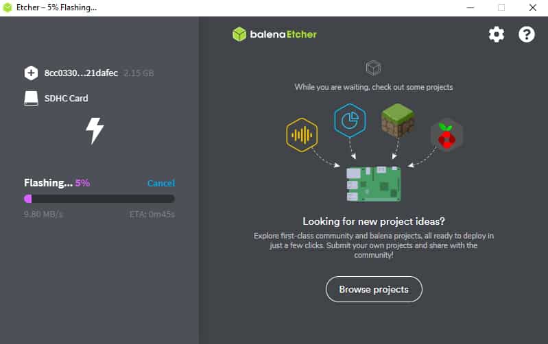 flasher-home-assistant-os-raspberry-pi Balena Etcher flashe Home Assistant OS sur la microSD